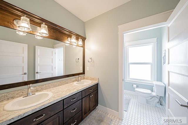 2831 S Hidden Hutch Drive, Ammon, ID 83401