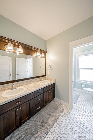 2831 S Hidden Hutch Drive, Ammon, ID 83401