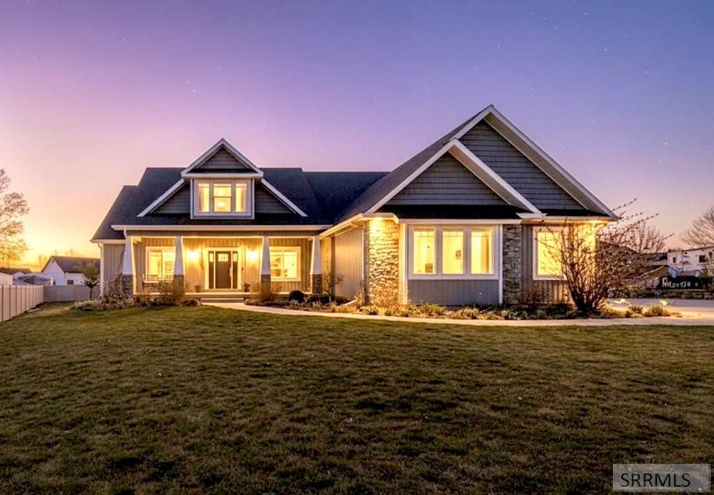 2831 S Hidden Hutch Drive, Ammon, ID 83401