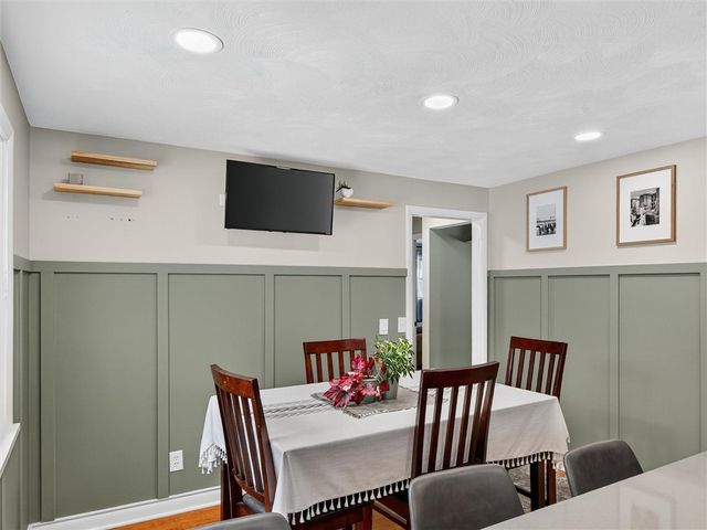 281 Woodruff Drive, Webster, NY 14580