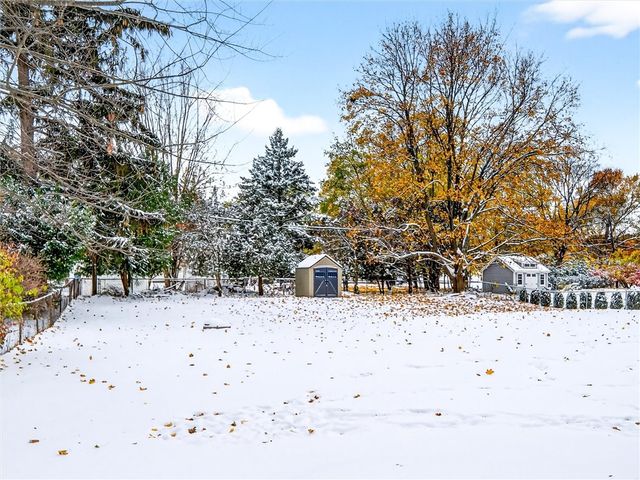 281 Woodruff Drive, Webster, NY 14580