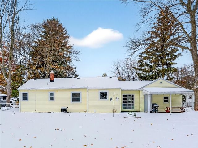 281 Woodruff Drive, Webster, NY 14580
