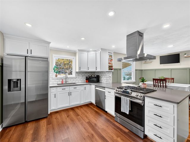 281 Woodruff Drive, Webster, NY 14580