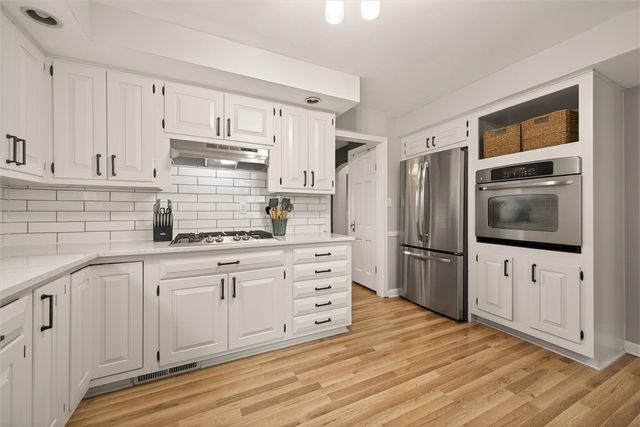 22 Biltmore Drive, Irondequoit, NY 14617