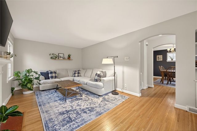 22 Biltmore Drive, Irondequoit, NY 14617