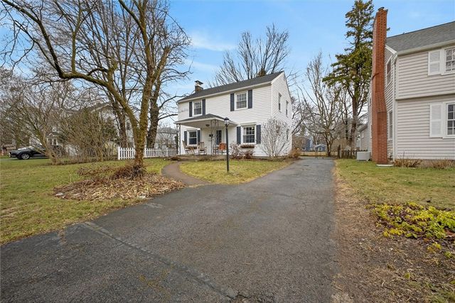 22 Biltmore Drive, Irondequoit, NY 14617