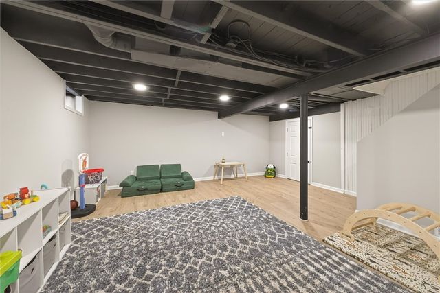 22 Biltmore Drive, Irondequoit, NY 14617