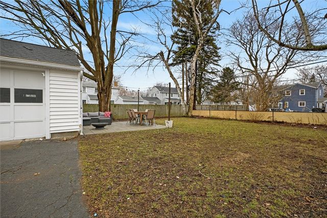 22 Biltmore Drive, Irondequoit, NY 14617