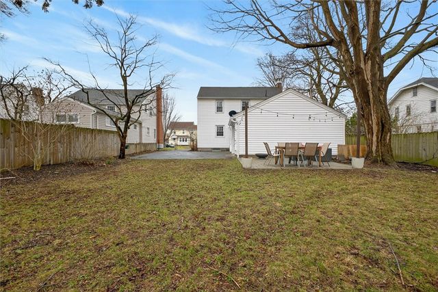 22 Biltmore Drive, Irondequoit, NY 14617