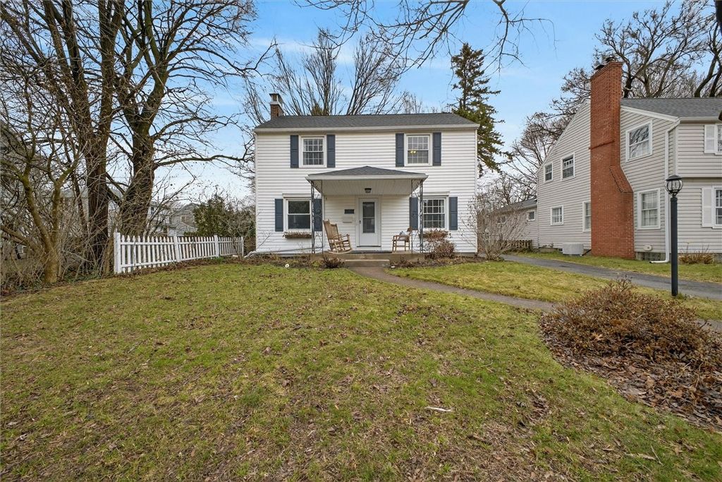 22 Biltmore Drive, Irondequoit, NY 14617