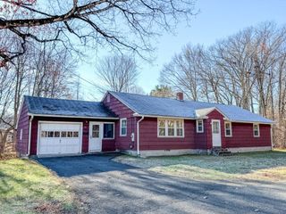 74 Petty Plain Road, Greenfield, MA 01301
