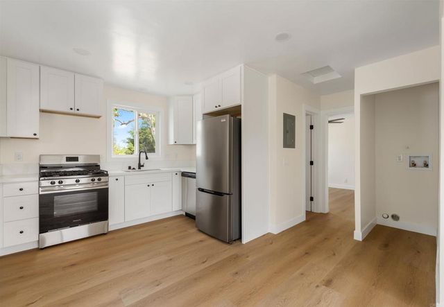 2249 51 Dunlop Street, San Diego, CA 92111