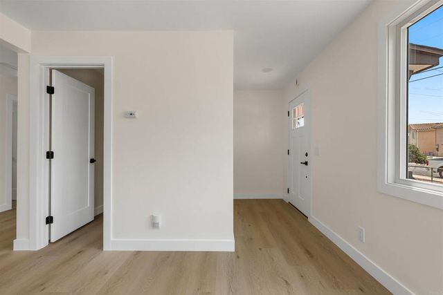 2249 51 Dunlop Street, San Diego, CA 92111