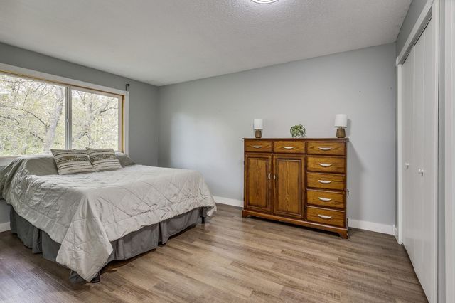 6923 Edenvale Boulevard, Eden Prairie, MN 55346