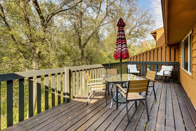 6923 Edenvale Boulevard, Eden Prairie, MN 55346