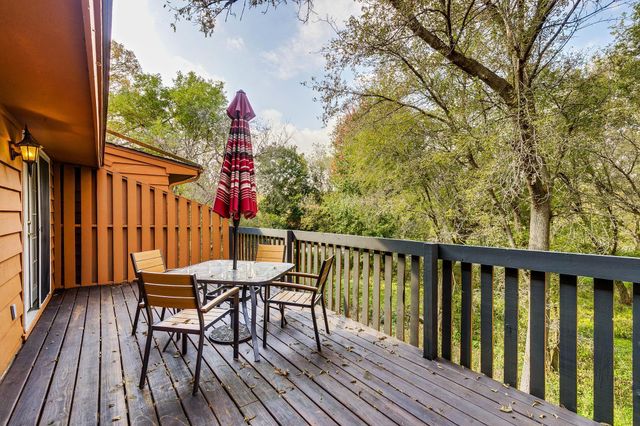 6923 Edenvale Boulevard, Eden Prairie, MN 55346