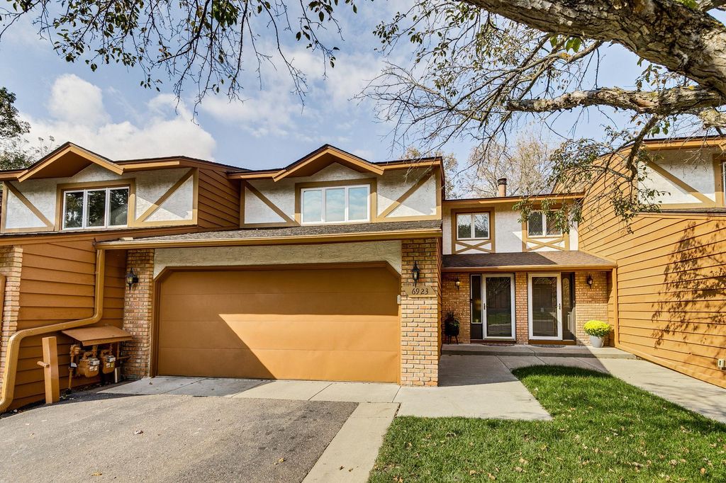 6923 Edenvale Boulevard, Eden Prairie, MN 55346