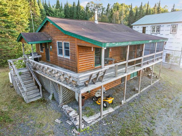 31 Beaver Brook Road, Pittsburg, NH 03592