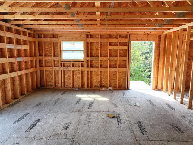 31 Beaver Brook Road, Pittsburg, NH 03592