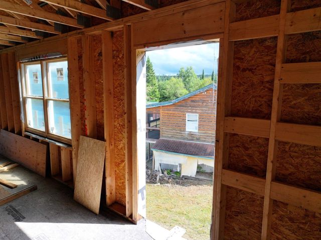 31 Beaver Brook Road, Pittsburg, NH 03592