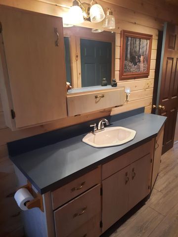 31 Beaver Brook Road, Pittsburg, NH 03592