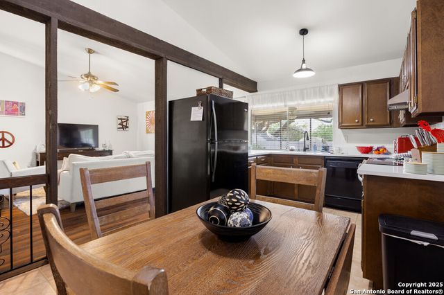 5006 Las Campanas, San Antonio, TX 78233