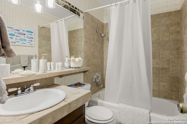 5006 Las Campanas, San Antonio, TX 78233