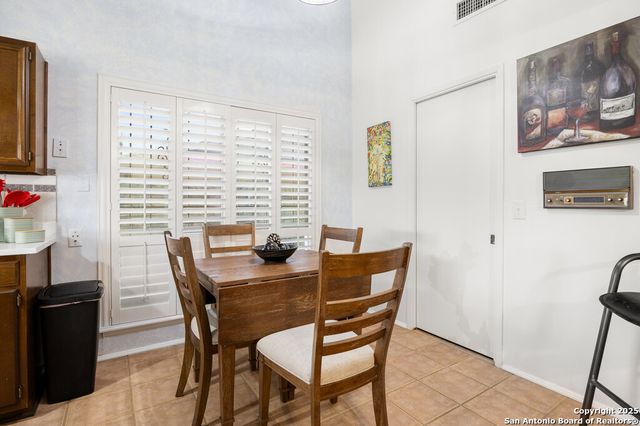 5006 Las Campanas, San Antonio, TX 78233