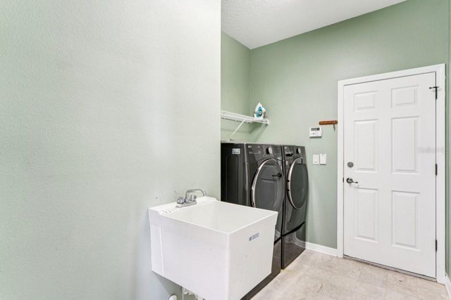 9314 CREEDMOOR LANE, New Port Richey, FL 34654