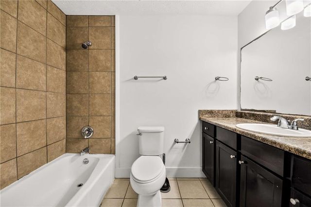 8845 Ashwood Drive, Riverdale, GA 30274