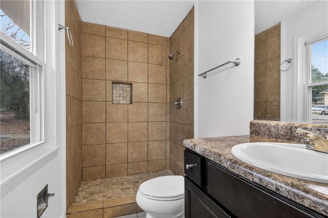 8845 Ashwood Drive, Riverdale, GA 30274