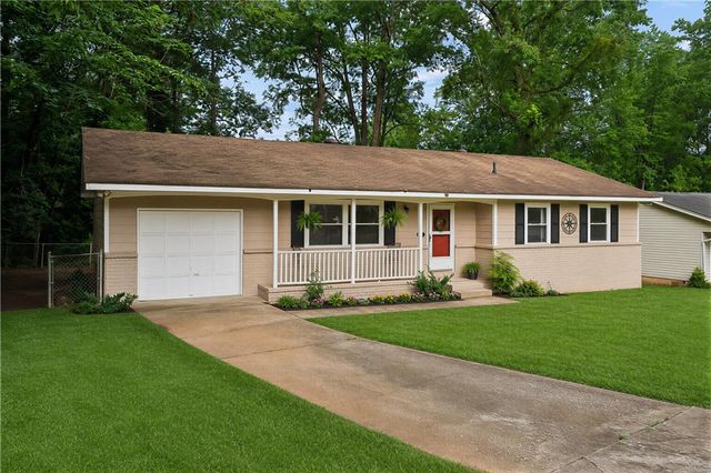 8845 Ashwood Drive, Riverdale, GA 30274