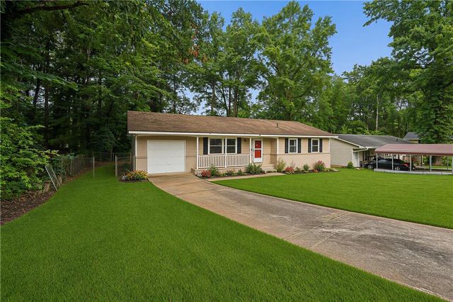 8845 Ashwood Drive, Riverdale, GA 30274