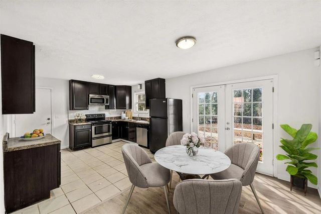 8845 Ashwood Drive, Riverdale, GA 30274