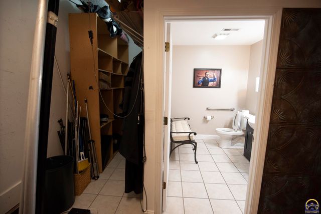 4105 SW 29th ST, Topeka, KS 66614