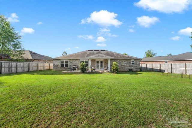 5667 Flume Dr, Pace, FL 32571