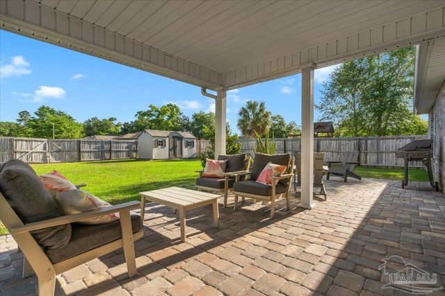 5667 Flume Dr, Pace, FL 32571