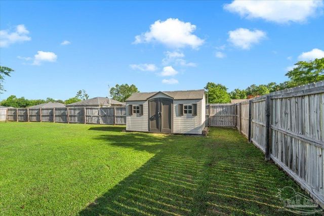 5667 Flume Dr, Pace, FL 32571