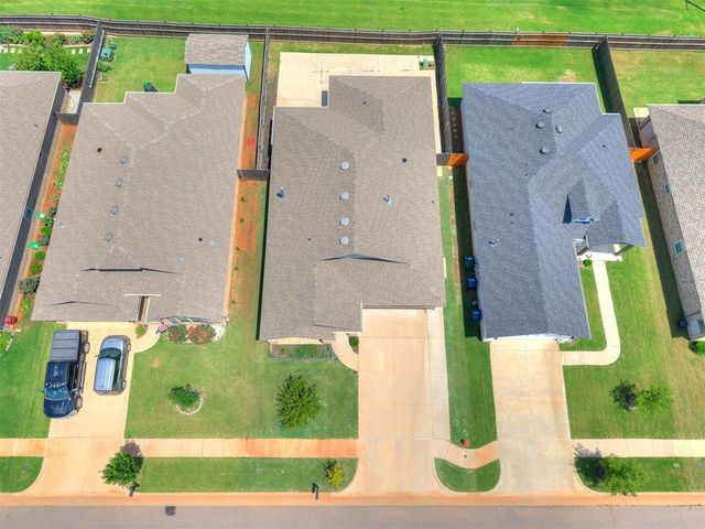 12929 NW 4th Street, Yukon, OK 73099