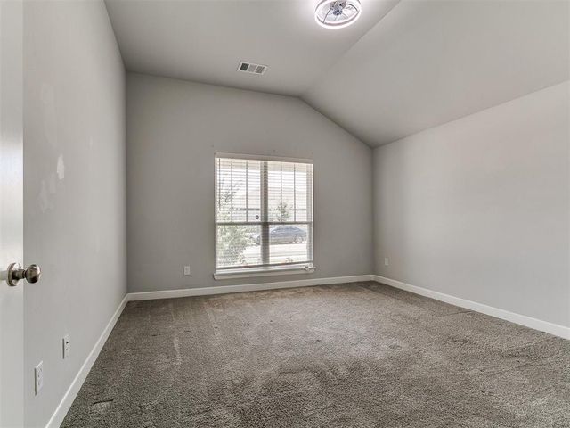 12929 NW 4th Street, Yukon, OK 73099