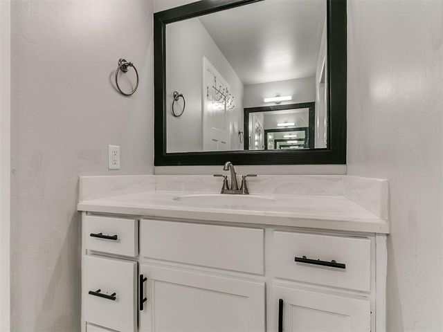 12929 NW 4th Street, Yukon, OK 73099