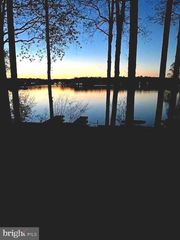 221 WAKEFIELD DR, Locust Grove, VA 22508