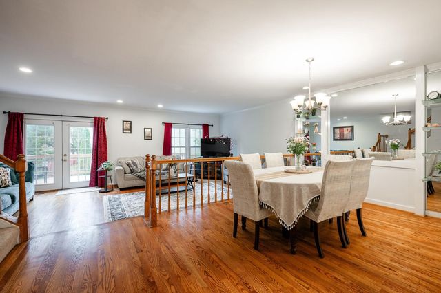 12308 QUIET HOLLOW CT, Fairfax, VA 22033