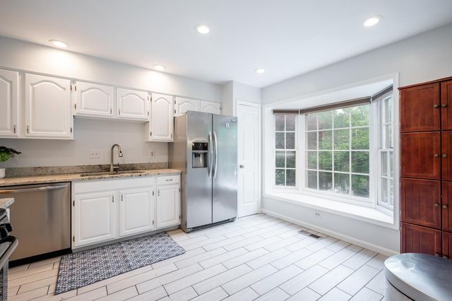 12308 QUIET HOLLOW CT, Fairfax, VA 22033