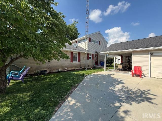 716 W Oak Street, Mitchell, IN 47446