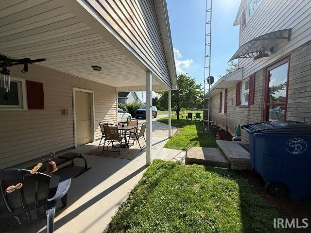 716 W Oak Street, Mitchell, IN 47446