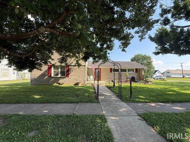 716 W Oak Street, Mitchell, IN 47446