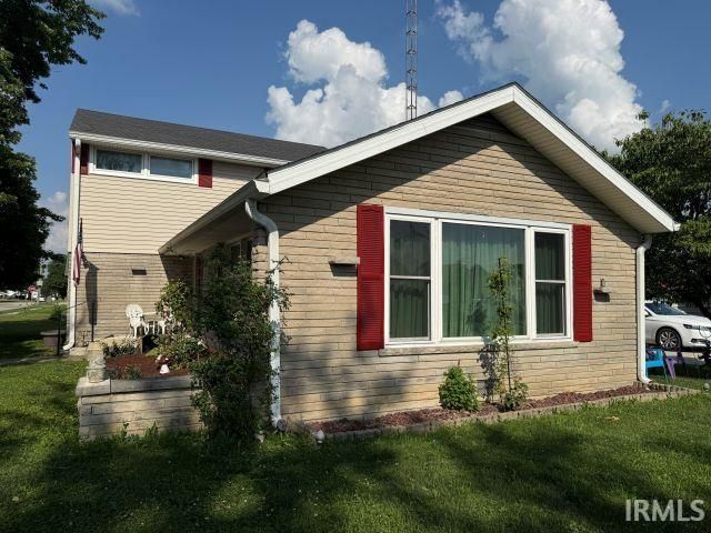 716 W Oak Street, Mitchell, IN 47446