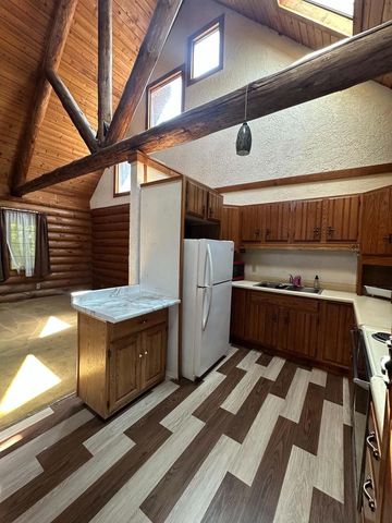 400 Haugen Road, Edgerton, WI 53534