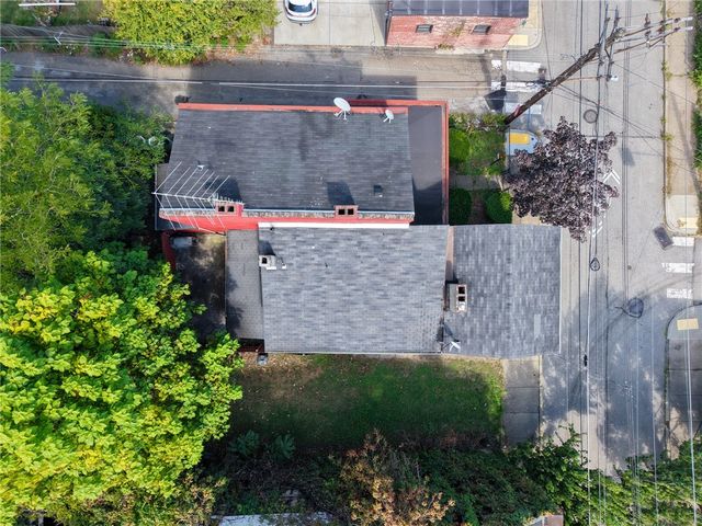 1513 Manhattan St, Manchester, PA 15233